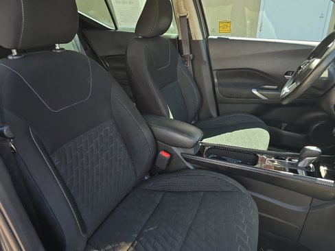 Used 2022 Nissan Kicks SV image 24