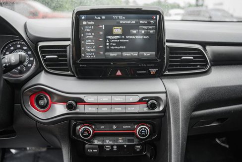 Used 2020 Hyundai Veloster 2.0 Premium image 22