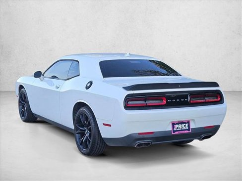Used 2018 Dodge Challenger SXT w/ Blacktop Package image 8