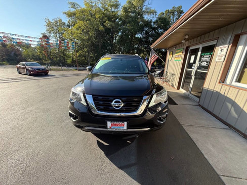 Used 2017 Nissan Pathfinder SL w/ SL Premium Package image 4