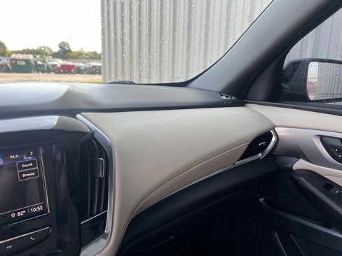 Used 2023 Chevrolet Traverse LS image 25