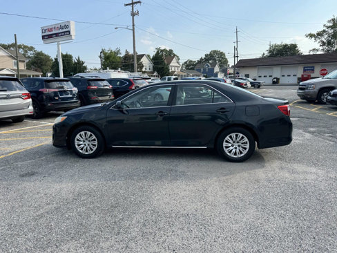 Used 2012 Toyota Camry LE image 15