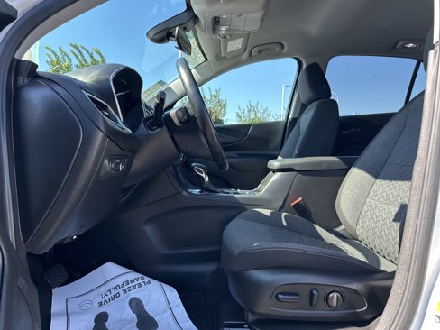 Certified 2024 Chevrolet Equinox LT image 10