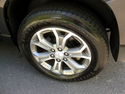 Used 2015 GMC Acadia SLT image 37