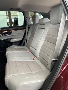 Used 2018 Honda CR-V Touring image 9