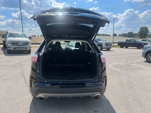 Certified 2022 Ford Edge Titanium image 17