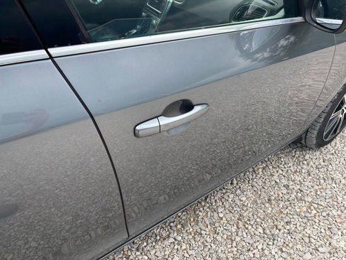 Used 2018 Volvo S60 T5 Inscription image 28