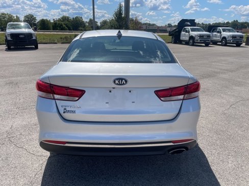 Used 2017 Kia Optima LX image 8