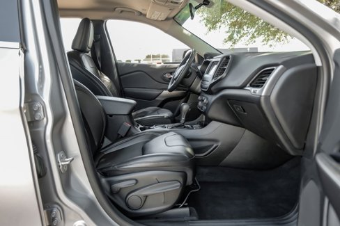 Used 2019 Jeep Cherokee Latitude Plus image 42