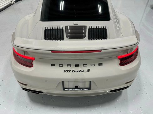 Used 2019 Porsche 911 Turbo S image 14
