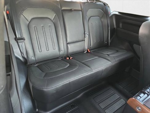 Used 2021 Land Rover Defender 90 X-Dynamic S image 11