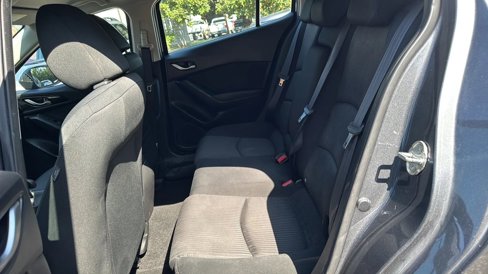 Used 2016 MAZDA MAZDA3 i Sport w/ Preferred Equipment Package image 11