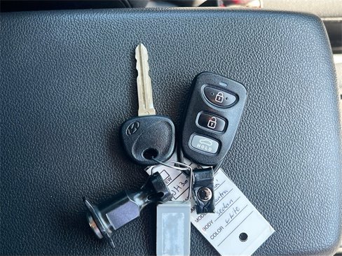 Used 2018 Hyundai Elantra SEL image 33