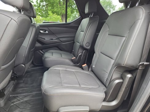 Used 2022 Chevrolet Traverse LT w/ LPO, Floor Liner Package image 14