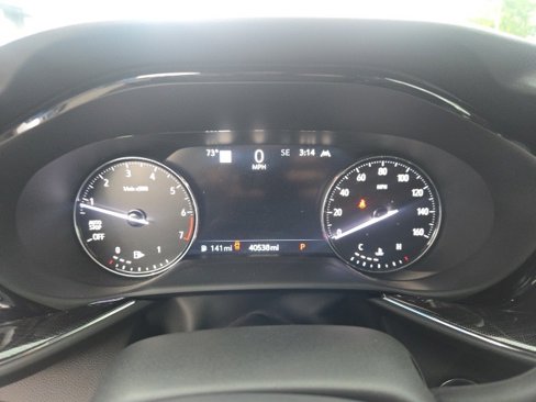 Used 2022 Buick Envision Essence w/ Technology Package I image 15