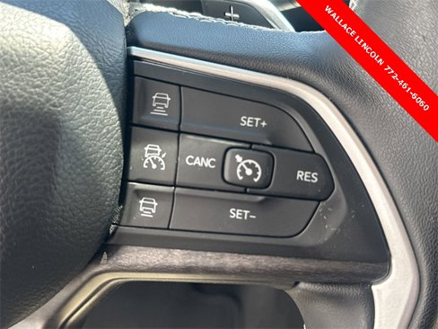 Used 2022 Jeep Grand Cherokee L Limited image 27