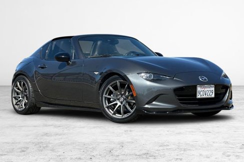 Used 2017 MAZDA MX-5 Miata RF Grand Touring image 2