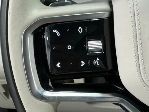 Used 2023 Land Rover Range Rover Velar R-Dynamic S image 30