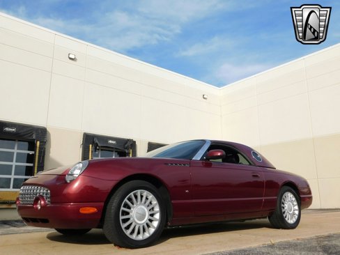 Used 2004 Ford Thunderbird image 9