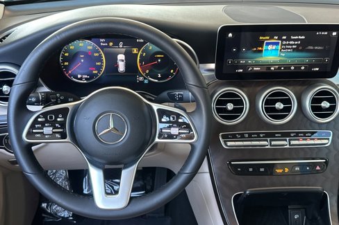 Certified 2021 Mercedes-Benz GLC 300 w/ Premium Package image 14