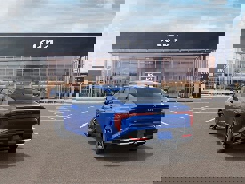 New 2025 Kia K4 EX image 4