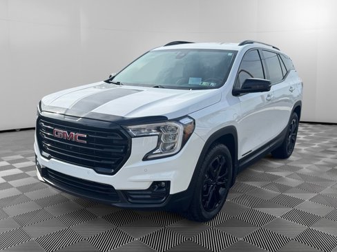 Used 2022 GMC Terrain SLT w/ Infotainment Package II image 3
