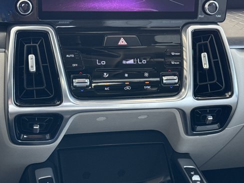 Used 2021 Kia Sorento SX image 45