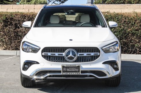 Certified 2025 Mercedes-Benz GLA 250 image 2