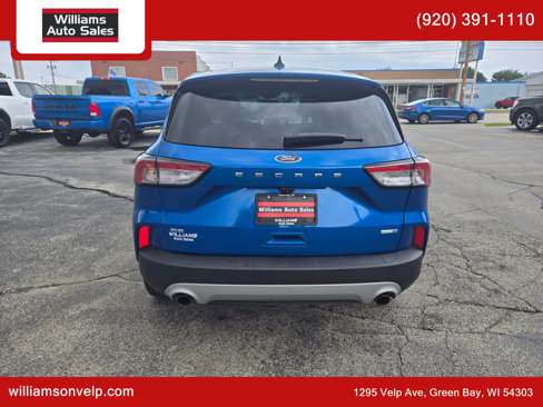 Used 2020 Ford Escape SE image 4