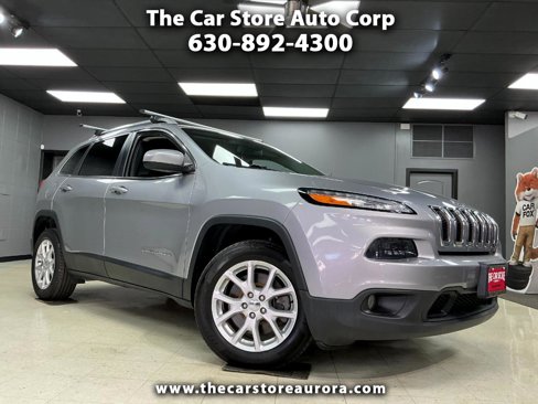 Used 2017 Jeep Cherokee Latitude image 1