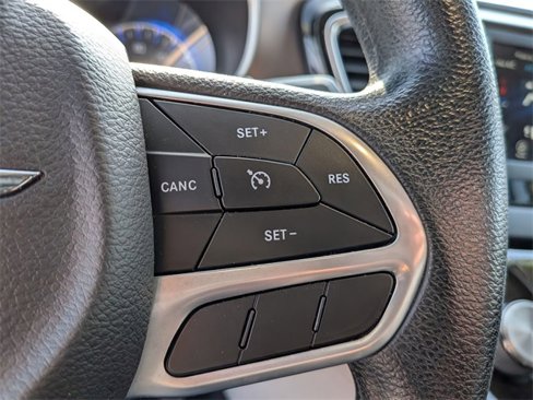 Certified 2021 Chrysler Voyager Lxi image 19