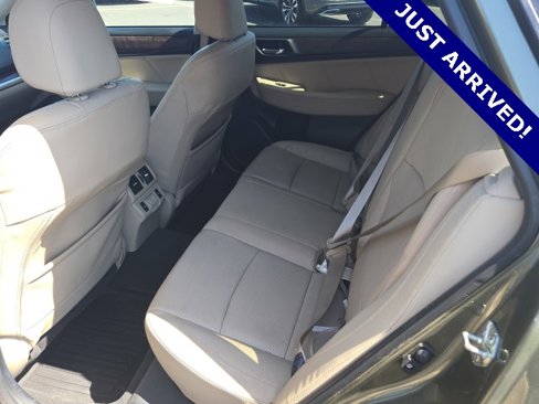 Used 2019 Subaru Outback 2.5i Limited w/ Popular Package #2 image 10