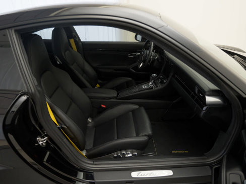 Used 2019 Porsche 911 Turbo S image 10