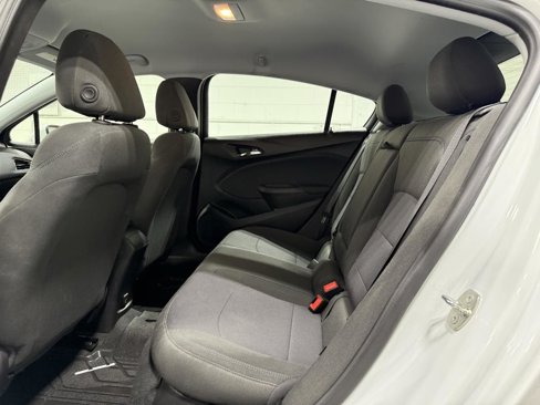 Used 2019 Chevrolet Cruze LT w/ Convenience Package image 18
