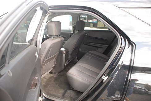 Used 2017 Chevrolet Equinox LT image 15