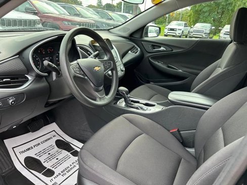 Used 2024 Chevrolet Malibu LT image 11