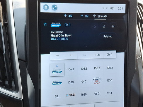 Used 2022 Ford Edge SE w/ Black Appearance Package image 18