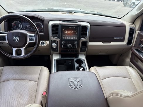 Used 2013 RAM 1500 Laramie w/ Convenience Group image 16