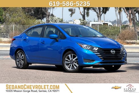 Used 2023 Nissan Versa SV image 1