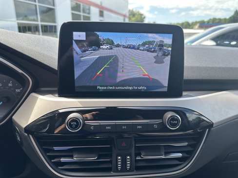 Used 2020 Ford Escape SE image 15