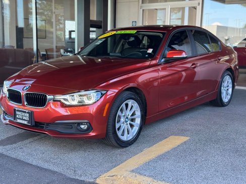 Used 2018 BMW 320i Sedan w/ Convenience Package image 2