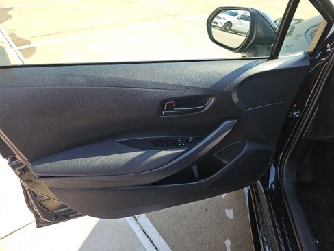 Used 2023 Toyota Corolla LE image 20