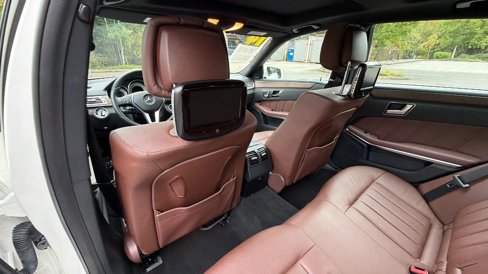 Used 2014 Mercedes-Benz E 350 Sedan image 30