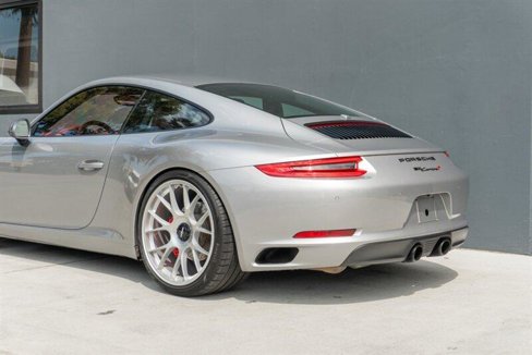 Used 2017 Porsche 911 Carrera image 17