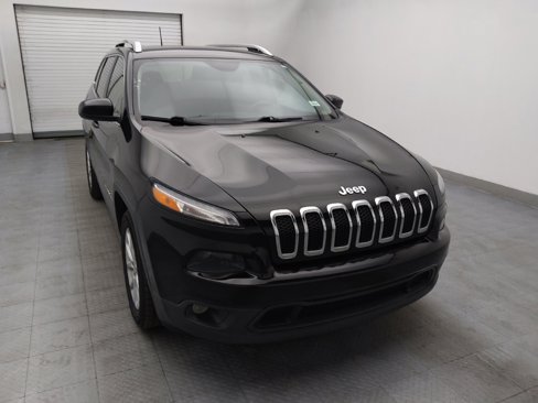 Used 2018 Jeep Cherokee Latitude image 14