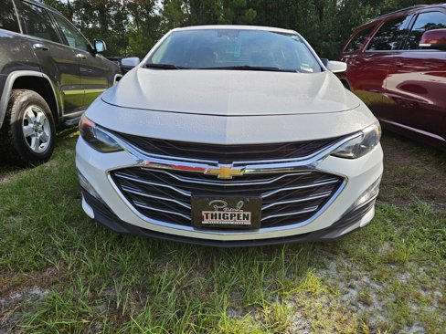 Used 2023 Chevrolet Malibu LT image 2