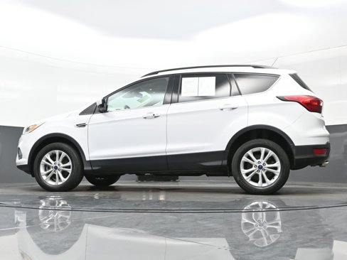 Used 2019 Ford Escape SEL image 28