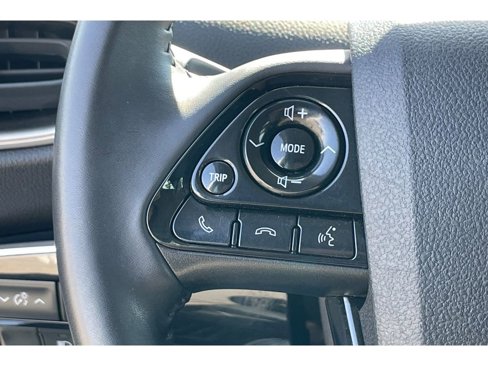 Used 2022 Toyota Prius Prime XLE image 32
