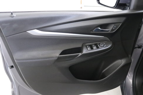 Used 2023 Chevrolet Bolt EUV LT w/ Comfort Package image 21