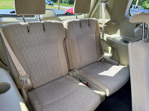Used 2013 Toyota Highlander Plus image 37